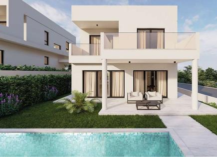 Вилла за 750 000 евро в Лимасоле, Кипр