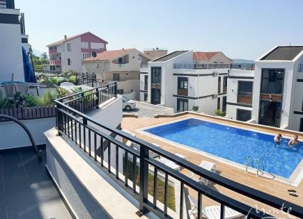 Квартира за 262 500 евро в Тивате, Черногория
