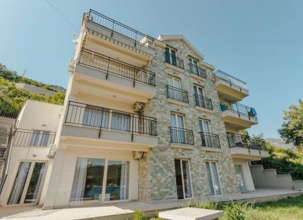 Апартаменты за 195 000 евро в Каменари, Черногория