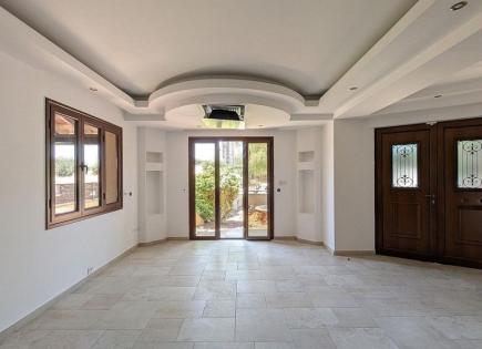 Вилла за 800 000 евро в Лимасоле, Кипр