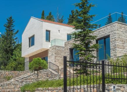 Вилла за 3 000 000 евро в Тивате, Черногория