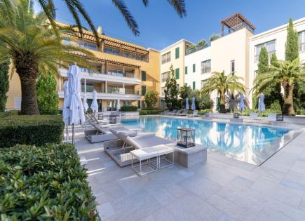 Апартаменты за 700 000 евро в Херцег-Нови, Черногория