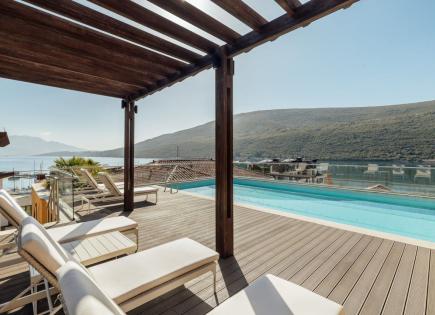 Апартаменты за 2 875 000 евро в Херцег-Нови, Черногория