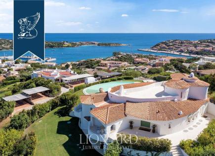 Вилла в Порто Черво, Италия (цена по запросу)