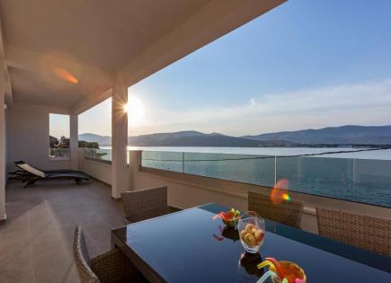 Вилла за 1 500 000 евро на Чиово, Хорватия