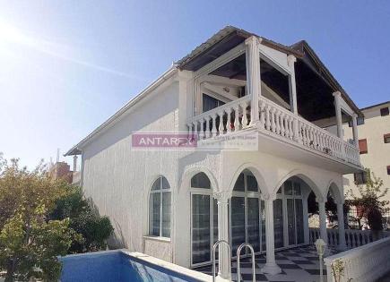 Вилла за 210 000 евро в Баре, Черногория