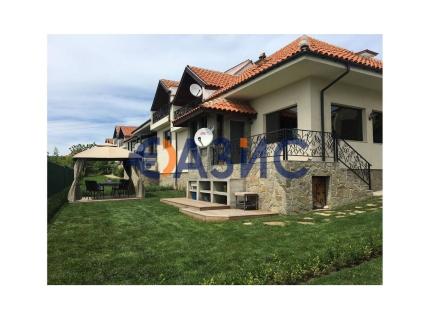 Дом за 279 160 евро в Кошарице, Болгария