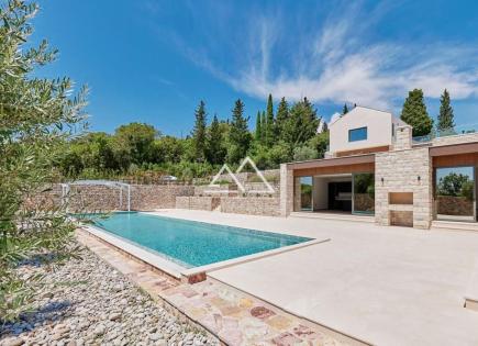 Вилла за 3 000 000 евро на полуострове Луштица, Черногория