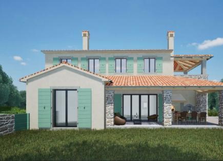 Вилла за 650 000 евро в Бртонигле, Хорватия