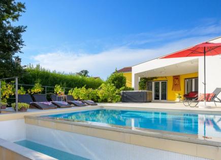 Вилла за 570 000 евро в Светвинченате, Хорватия