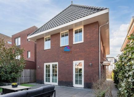 Дом за 1 098 000 евро в Нидерландах