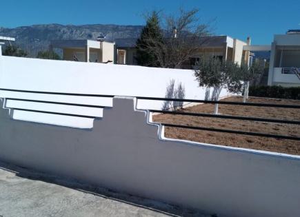 Дом за 129 000 евро в Лутраки, Греция