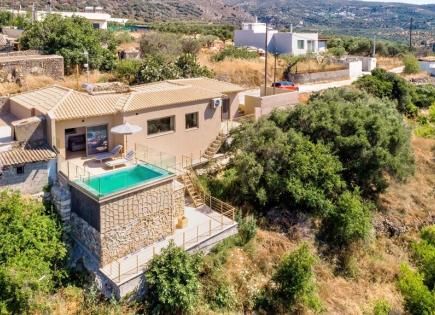 Вилла за 549 000 евро в Ираклионе, Греция