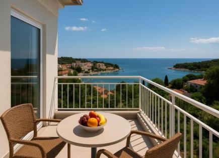 Отель, гостиница за 3 000 000 евро в Порече, Хорватия