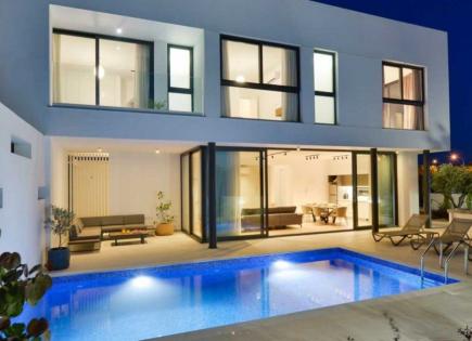 Вилла за 610 000 евро в Протарасе, Кипр