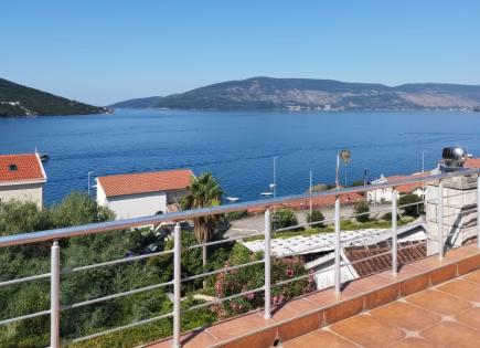 Вилла за 365 000 евро в Кумборе, Черногория