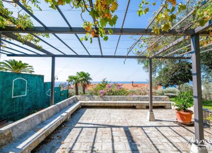 Вилла за 895 000 евро в Святом Стефане, Черногория