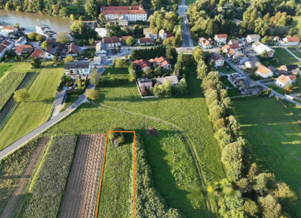 Земля за 249 000 евро в Любляне, Словения