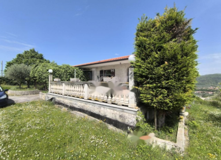 Дом за 590 000 евро в Копере, Словения