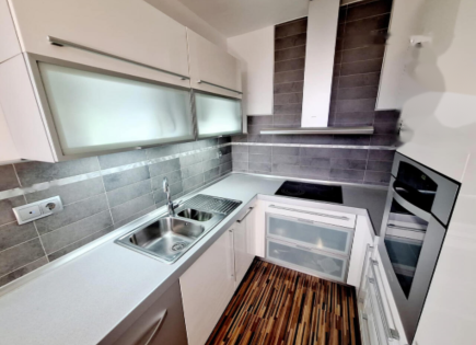 Квартира за 324 000 евро в Любляне, Словения