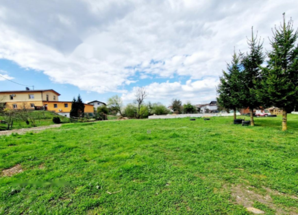 Земля за 405 000 евро в Любляне, Словения