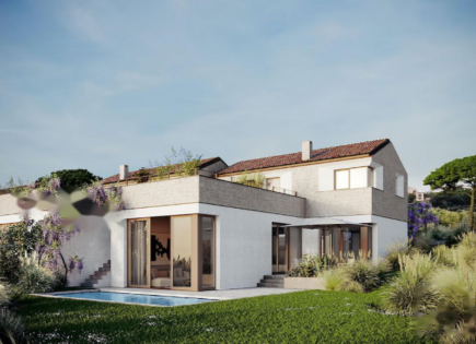 Дом за 503 700 евро в Копере, Словения