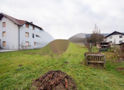 Земля за 394 440 евро в Любляне, Словения