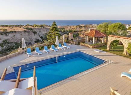 Вилла за 467 432 евро в Кирении, Кипр