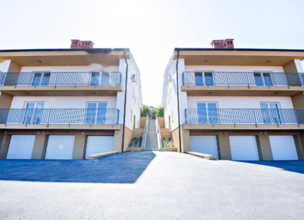 Квартира за 2 454 евро в Копере, Словения