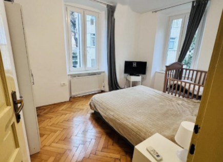 Квартира за 284 000 евро в Портороже, Словения