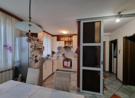 Квартира за 220 000 евро в Копере, Словения