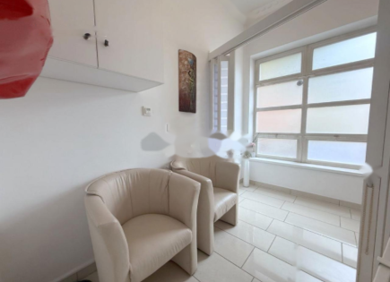 Офис за 356 400 евро в Любляне, Словения