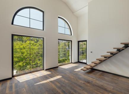 Квартира за 228 000 евро в Херцег-Нови, Черногория