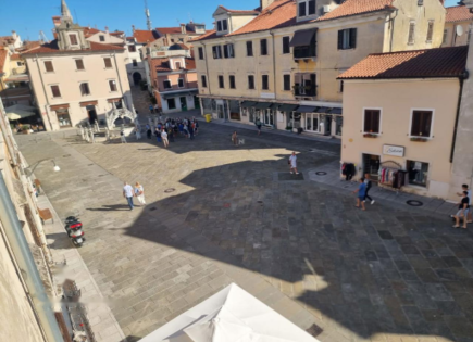 Квартира за 329 000 евро в Копере, Словения