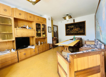 Квартира за 288 000 евро в Копере, Словения