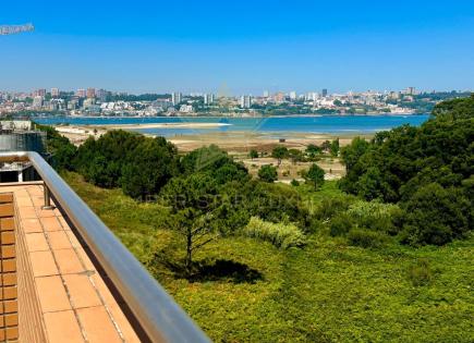 Пентхаус за 599 000 евро в Вила-Нова-ди-Гая, Португалия