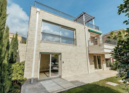 Вилла за 2 750 000 евро в Херцег-Нови, Черногория