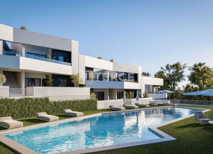 Апартаменты за 200 000 евро в Сан-Мигель де Салинас, Испания