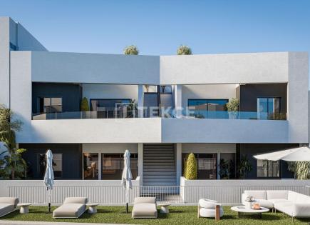 Апартаменты за 250 000 евро в Сан-Мигель де Салинас, Испания