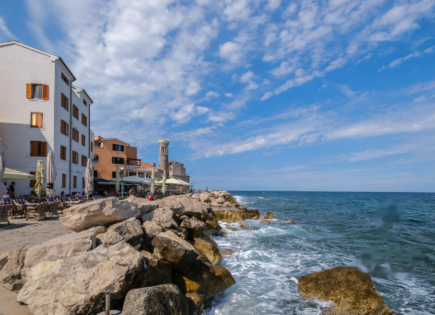 Квартира за 128 000 евро в Пиране, Словения