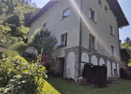 Ферма за 286 000 евро в Айдовшчине, Словения