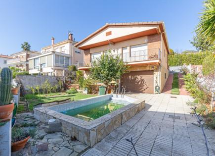 Дом за 850 000 евро в Барселоне, Испания