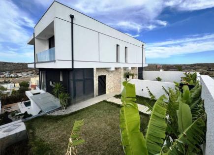 Вилла за 825 000 евро в Чешме, Турция