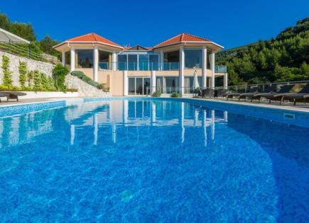 Вилла за 1 300 000 евро на Корчуле, Хорватия