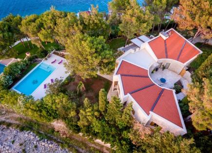 Вилла за 3 350 000 евро на острове Брач, Хорватия