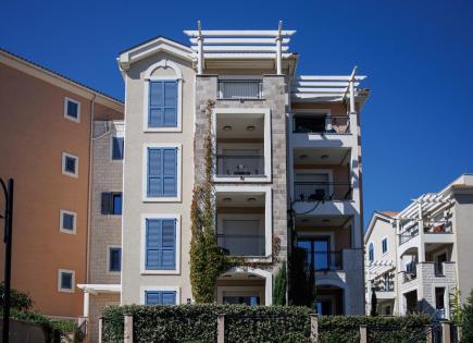 Квартира за 390 000 евро в Тивате, Черногория