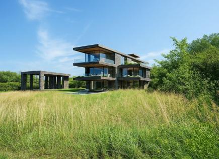 Вилла за 700 000 евро в Любляне, Словения