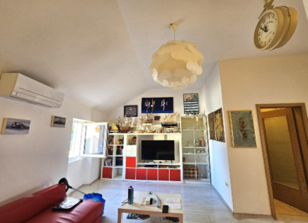 Квартира за 268 000 евро в Пиране, Словения