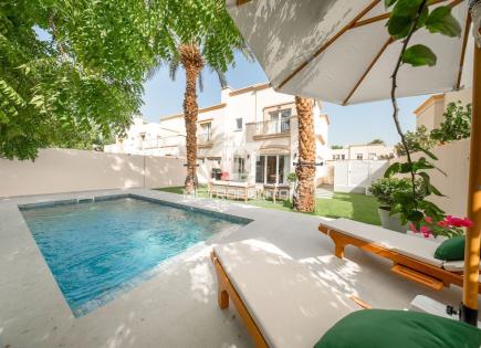 Таунхаус за 1 761 628 евро в Дубае, ОАЭ