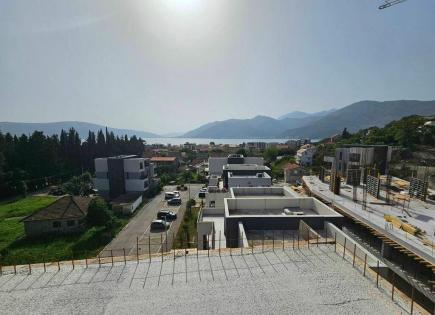 Квартира за 210 000 евро в Тивате, Черногория